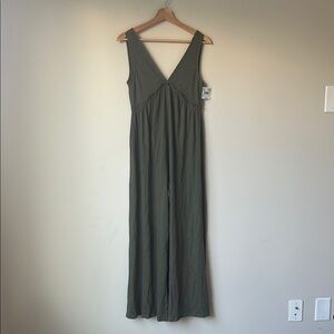 American Eagle Sunchaser Knit V-Neck Jumpsuit XXS Olive NWT